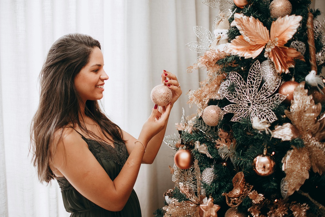 Christmas Tree Decoration Items